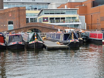 Mooring a Narrow Boat